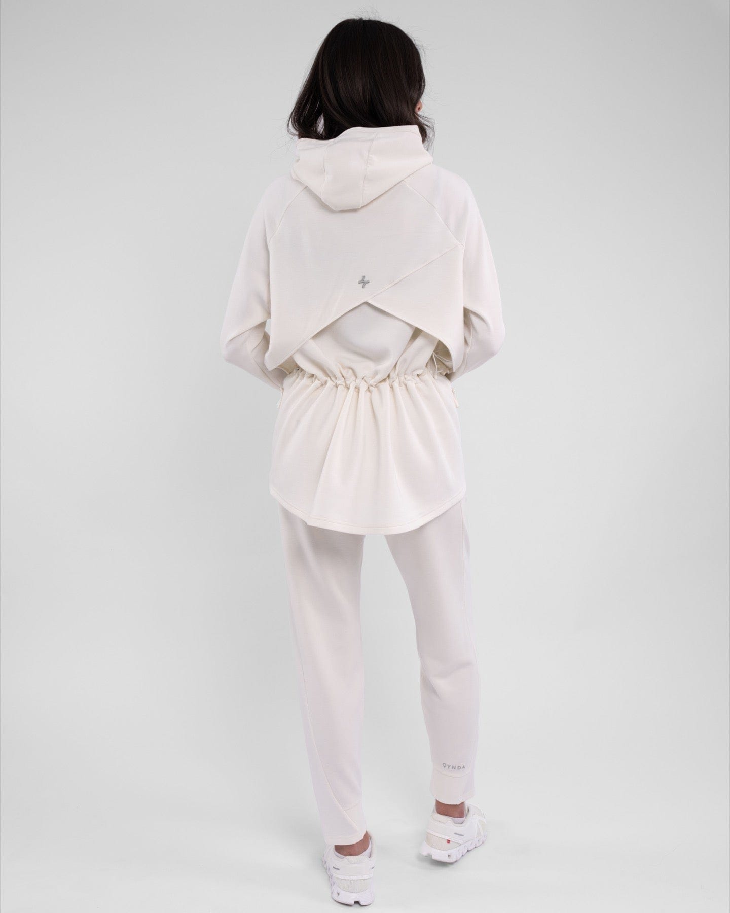 #Color_Off White