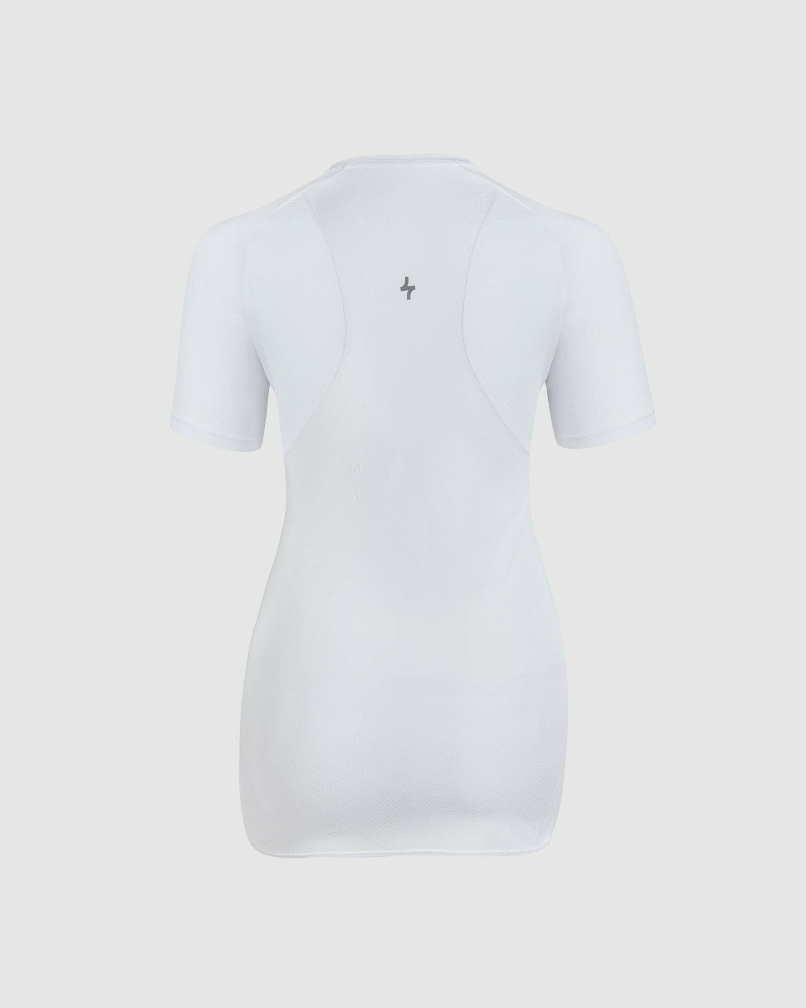 Back view of the short-sleeved, BREATHE T-SHIRT by qynda designed for running sports and optimized for breathability is displayed on a mannequin torso against a neutral background.
