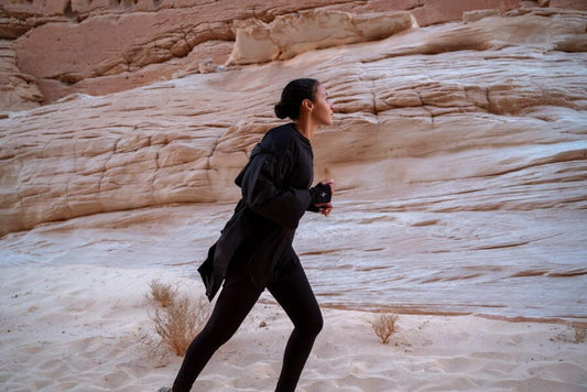 How To Choose The Best Running Outfit For Women: Tips And Recommendations qynda.com