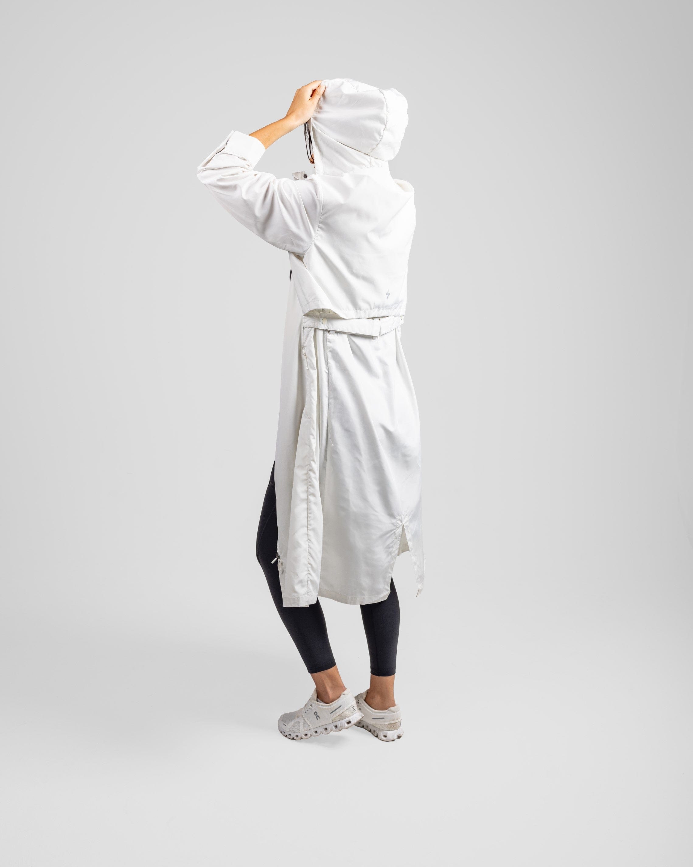 #Color_Off White